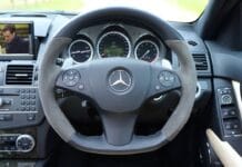 Jak wygląda egzamin teoretyczny dla osób niedosłyszących?