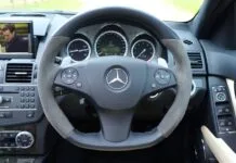 Jak wygląda egzamin teoretyczny dla osób niedosłyszących?