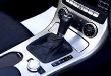 Symulatory jazdy jako obowiązkowy element nauki? Przyszłość OSK