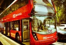 Czy motocyklista może korzystać z buspasa?